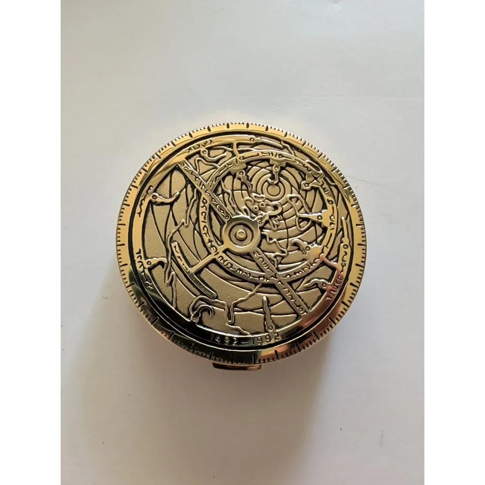 Vintage Estee Lauder Pressed Powder Compact Columbus Day Discovery 1992 Map Gold